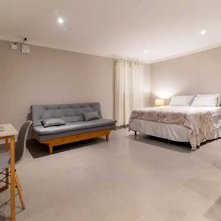 HMG Suites Inn Praia